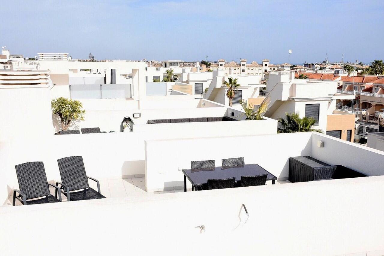 La Zenia Beach Bungalow Hotel โอริอุเอลา ภายนอก รูปภาพ